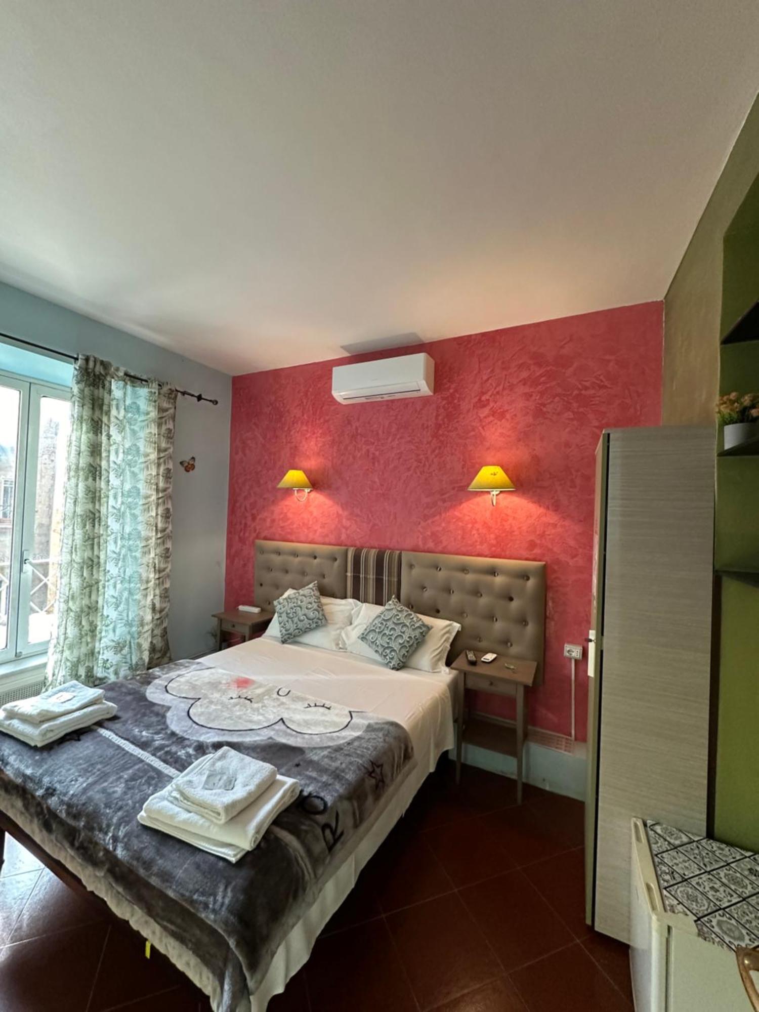 Signor Suite Colosseo Рим Экстерьер фото